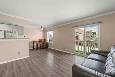 2750 Holly Hall Street #104, Houston, TX 77054 - Photo 4