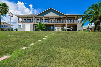 1440 W Bayshore Drive, Palacios, TX 77465 - Photo 4
