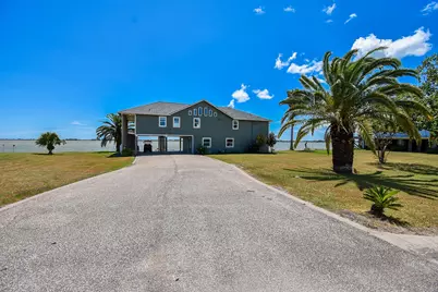 1440 W Bayshore Drive, Palacios, TX 77465 - Photo 6