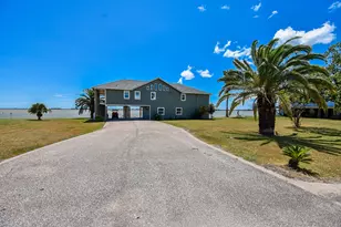 1440 W Bayshore Dr, Palacios, TX 77465 - Photo 6