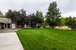 3085 Resort St, Baker City, OR 97814 - Photo 4