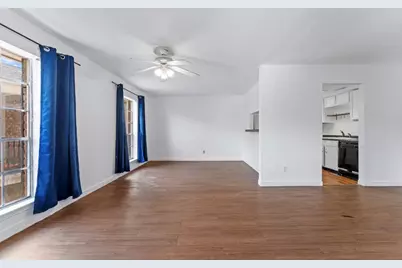 14333 Memorial Drive #95, Houston, TX 77079 - Photo 6