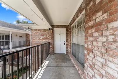 14333 Memorial Drive #95, Houston, TX 77079 - Photo 2