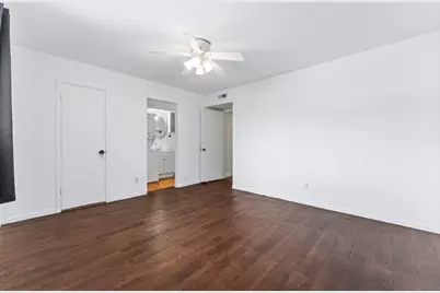 14333 Memorial Drive #95, Houston, TX 77079 - Photo 26