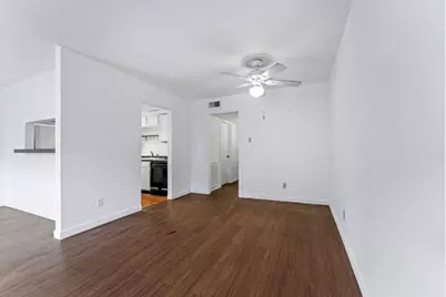 14333 Memorial Drive #95, Houston, TX 77079 - Photo 12
