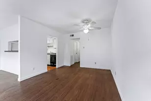 14333 Memorial Dr, Houston, TX 77079 - Photo 12