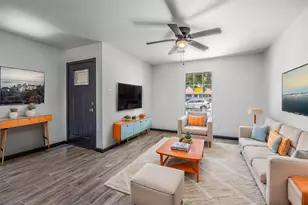 2915 Ave O, Nederland, TX 77627 - Photo 2