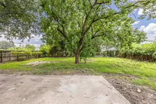 2915 Ave O, Nederland, TX 77627 - Photo 10