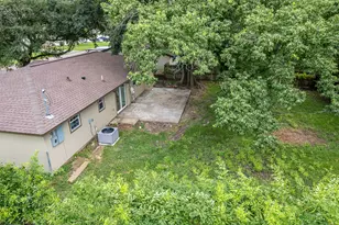 2915 Ave O, Nederland, TX 77627 - Photo 8