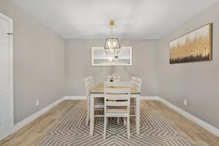 5719 Capello Dr, Houston, TX 77035 - Photo 12