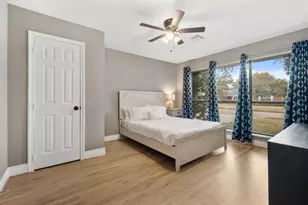 5719 Capello Dr, Houston, TX 77035 - Photo 8