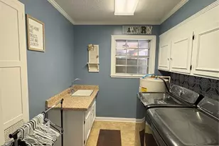 300 Bayou Dr, Beaumont, TX 77705 - Photo 10