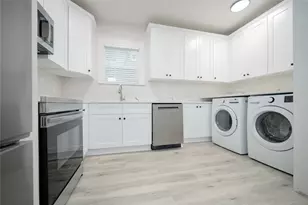 1934 Hawthorne, Houston, TX 77098 - Photo 10