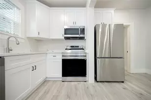 1934 Hawthorne, Houston, TX 77098 - Photo 6