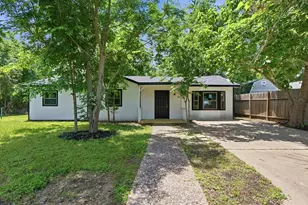725 Lafayette St, Hempstead, TX 77445 - Photo 24