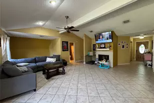 13831 Aspen Hollow Ln, Houston, TX 77082 - Photo 2