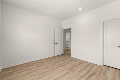 4746 Martin Hill Street, Houston, TX 77018 - Photo 34