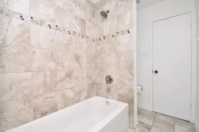 10018 Knoboak Drive #21, Houston, TX 77080 - Photo 20