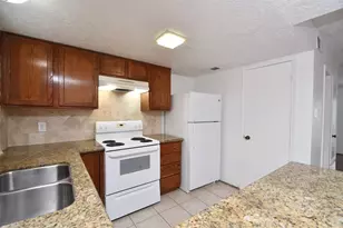 10018 Knoboak Dr, Houston, TX 77080 - Photo 12