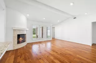 13926 Britoak Ln, Houston, TX 77079 - Photo 10