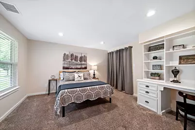 401 Lazy River Lane, Mont Belvieu, TX 77523 - Photo 14