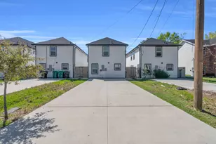 8124 Sterlingshire St, Houston, TX 77078 - Photo 4