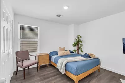 8124 Sterlingshire Street #A and B, Houston, TX 77078 - Photo 26