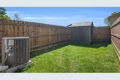 8124 Sterlingshire Street #A and B, Houston, TX 77078 - Photo 22