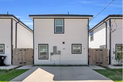 8124 Sterlingshire Street #A and B, Houston, TX 77078 - Photo 4