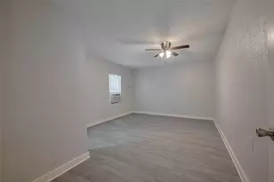 1813 Hatwell St, Houston, TX 77023 - Photo 40