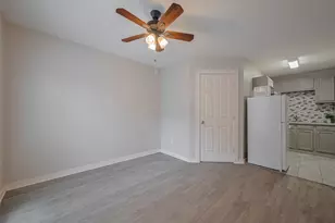 1813 Hatwell St, Houston, TX 77023 - Photo 34