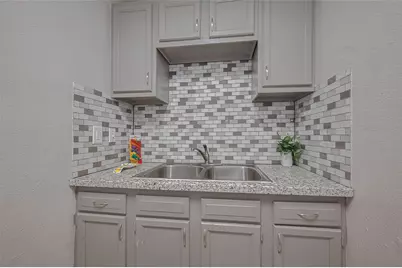 1813 Hatwell Street, Houston, TX 77023 - Photo 32