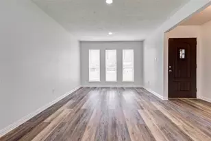 5135 Porter Ridge Dr, Houston, TX 77053 - Photo 4