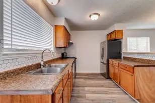 5135 Porter Ridge Dr, Houston, TX 77053 - Photo 10