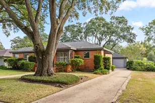 2404 Marguerite St, Bay City, TX 77414 - Photo 38