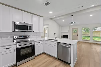 411 Topsail Way, Crosby, TX 77532 - Photo 10