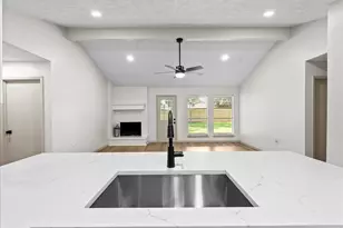 411 Topsail Way, Crosby, TX 77532 - Photo 16