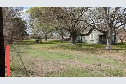 1703 N Park Street N, Brenham, TX 77833 - Photo 1