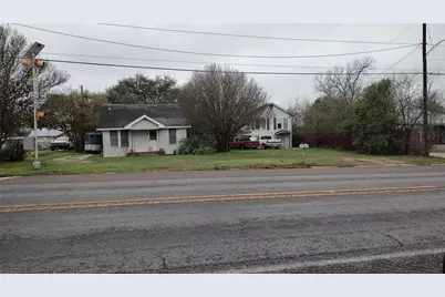 1703 N Park Street N, Brenham, TX 77833 - Photo 6