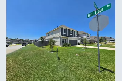 13703 Mariah Drive, Conroe, TX 77384 - Photo 2