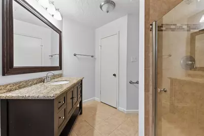 22022 Kenlake Drive, Katy, TX 77450 - Photo 10