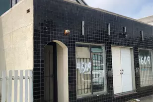 4609 Broadway St, Galveston, TX 77551 - Photo 2