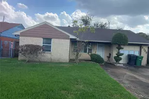 8730 Cowart St, Houston, TX 77029 - Photo 1