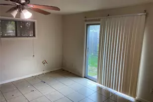 8730 Cowart St, Houston, TX 77029 - Photo 8