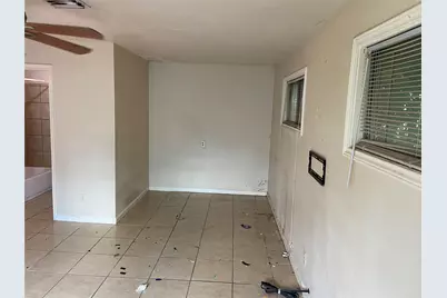 8730 Cowart Street, Houston, TX 77029 - Photo 10