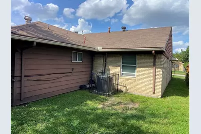 8730 Cowart Street, Houston, TX 77029 - Photo 24