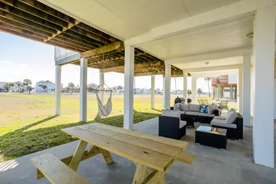 18409 Shaman Drive, Galveston, TX 77554 - Photo 10