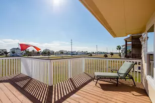 18409 Shaman Dr, Galveston, TX 77554 - Photo 30