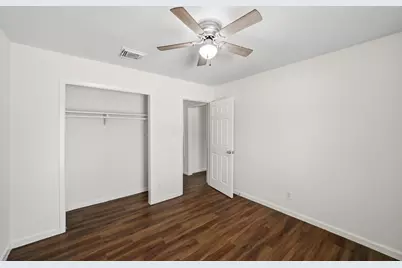 7303 Housman #B, Houston, TX 77055 - Photo 12