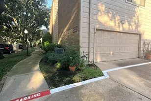 13902 Hollowgreen Dr, Houston, TX 77082 - Photo 2
